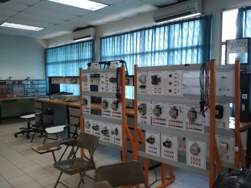Electro & Electronic Laboratory Room (1)